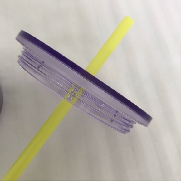 Starbucks 2023 Drifting Magnolias Purple Lavender Venti Cold Cup 24oz NWT - Picture 11 of 15